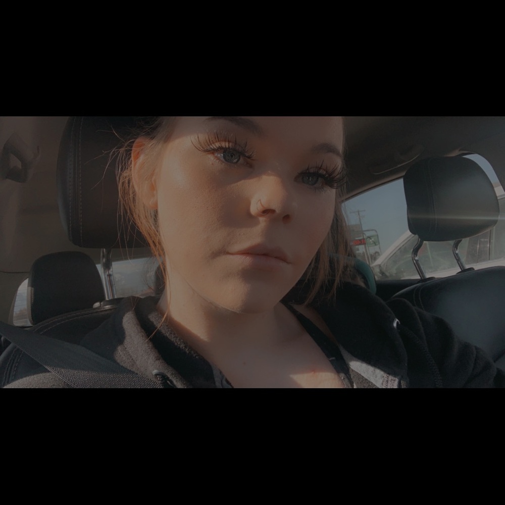 Meet your Posher, Savannah